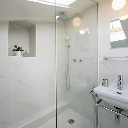 Cocoon Loft - Magnifique Loft Sous Toit, Refait A Neuf, Vues Splendides, Clim, Wifi